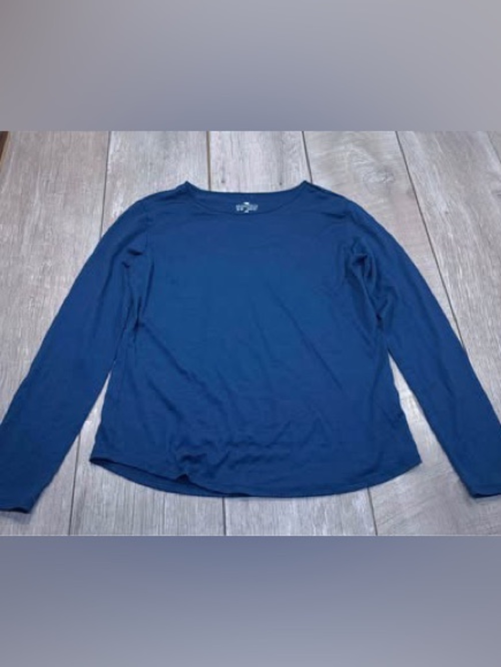 Segments  women’s long sleeve base layer blue 100% merino wool medium